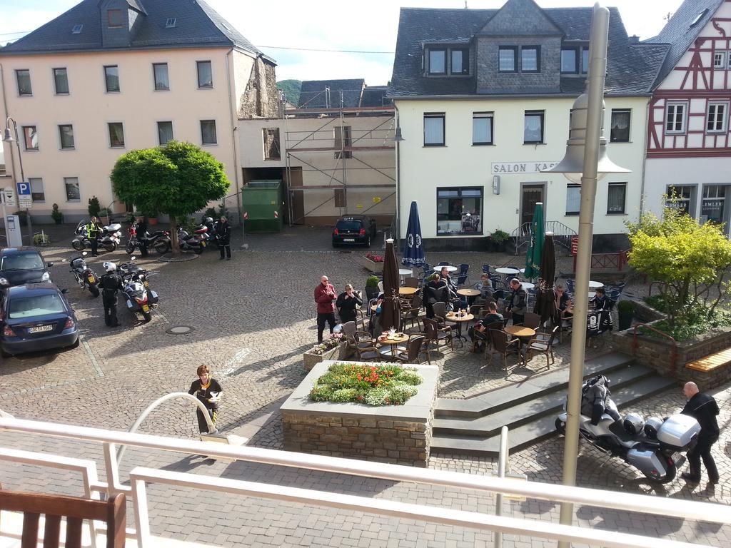 Pension "Am Markt" Treis-Karden Exterior foto