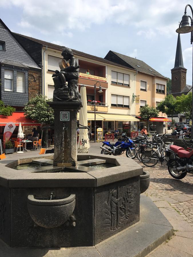 Pension "Am Markt" Treis-Karden Exterior foto